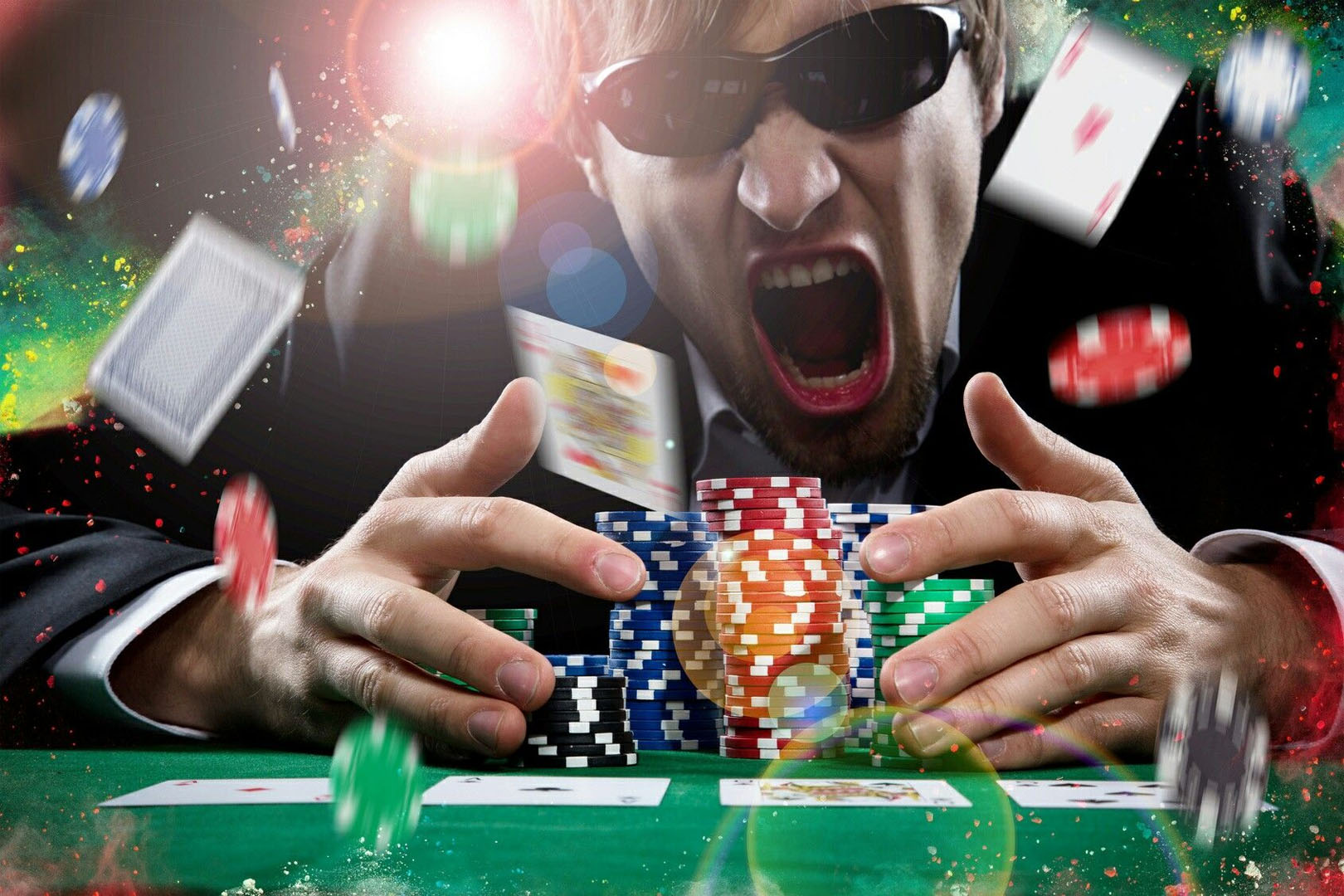 В предвкушении азарта. Покер. Выигрыш в казино. Игровая зависимость. Азартные игры в интернете.